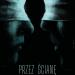 Przez �cian�
